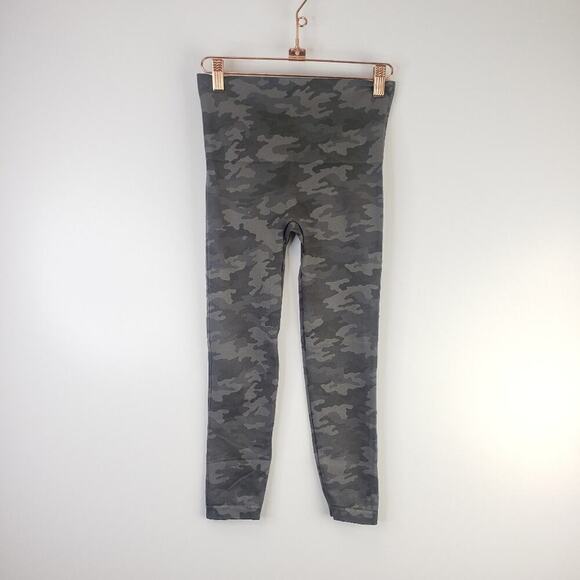 Spanx Camo Leggings - Picture 1 of 4
